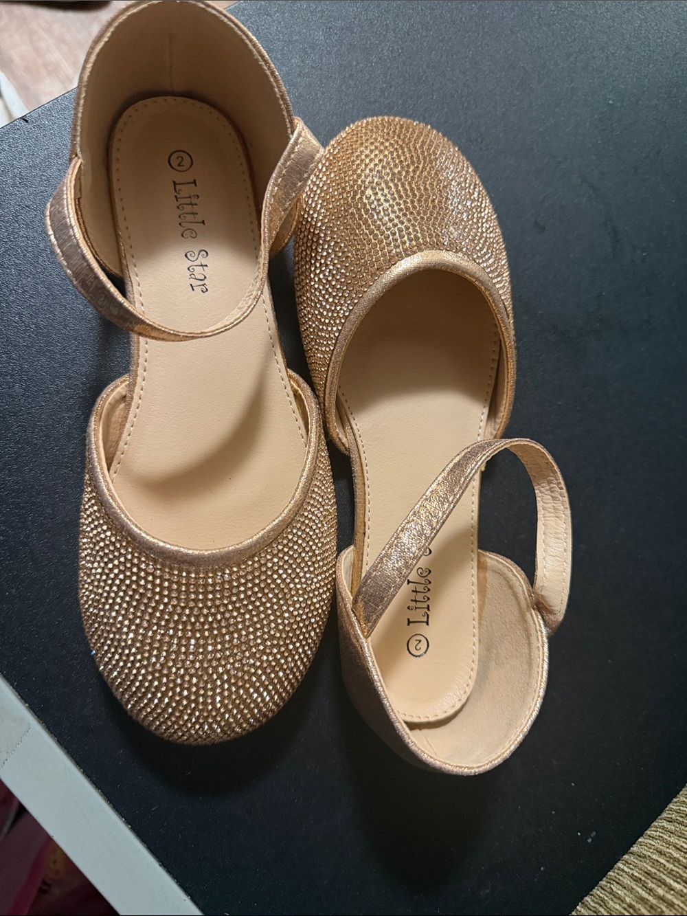 Girls' Gold Sparkle Mary Jane Dress Shoes